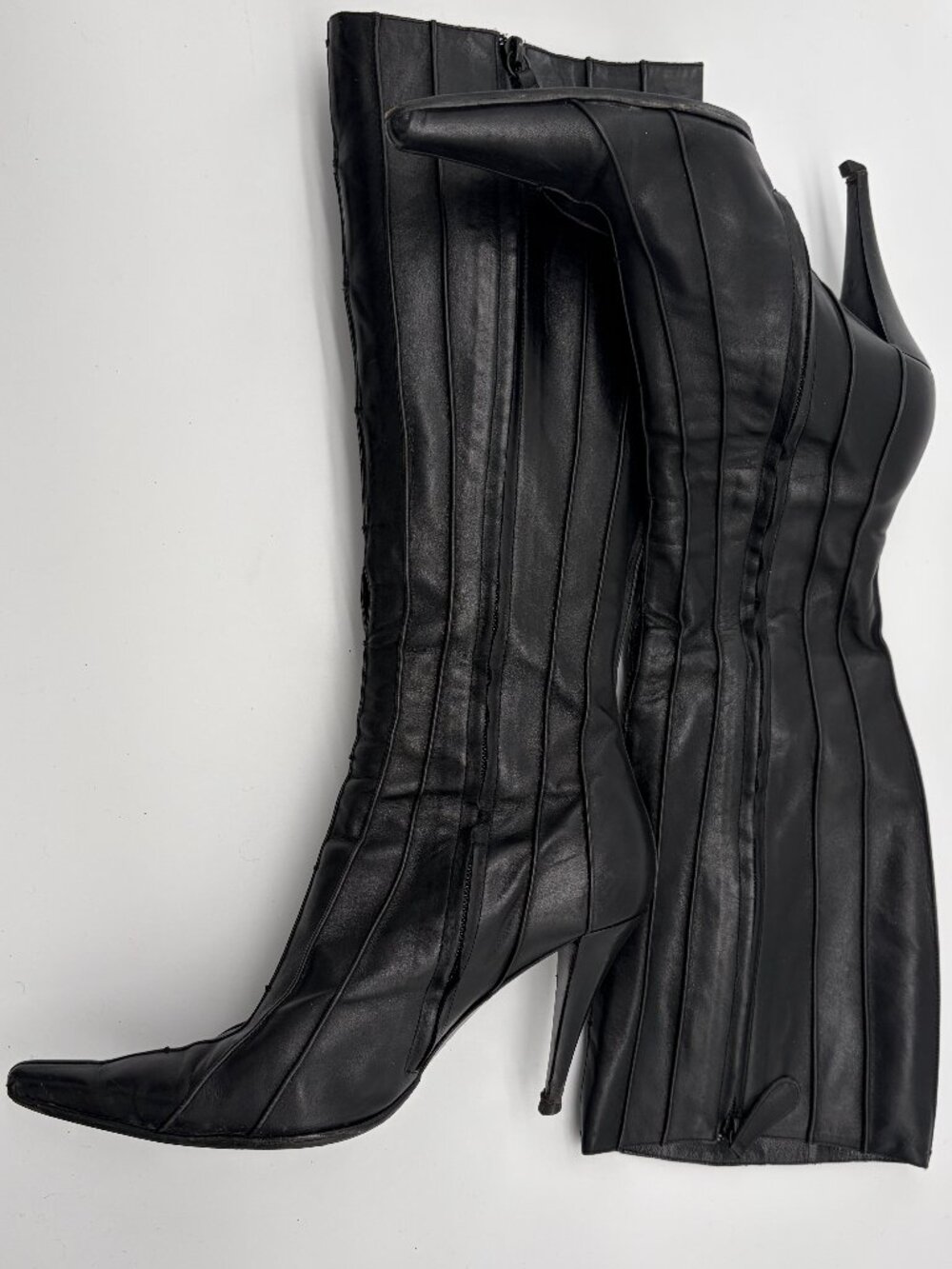 Guiseppe Zanotti size 10 black leather high heeled boots